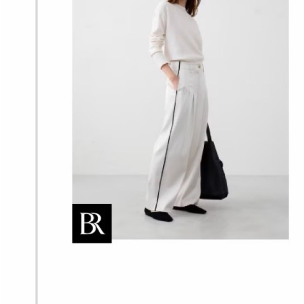 Banana Republic White Wide-Leg Trousers with Black Side Stripe